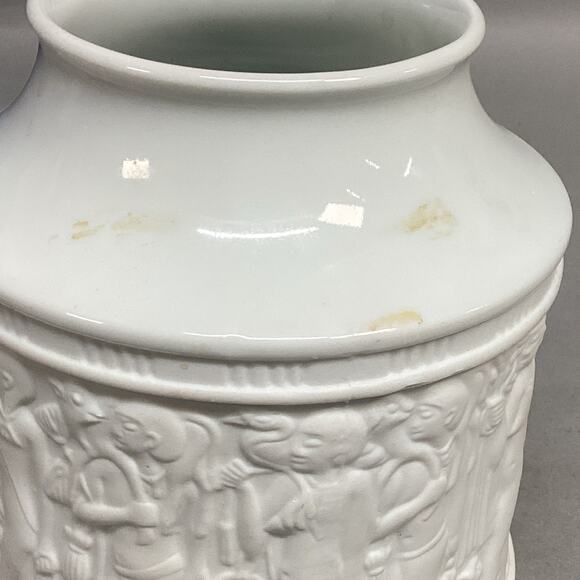 Porzellan KPM Bavaria Germany White Bisque Porcelain Flower Vase - 1970’s - Picture 5 of 10